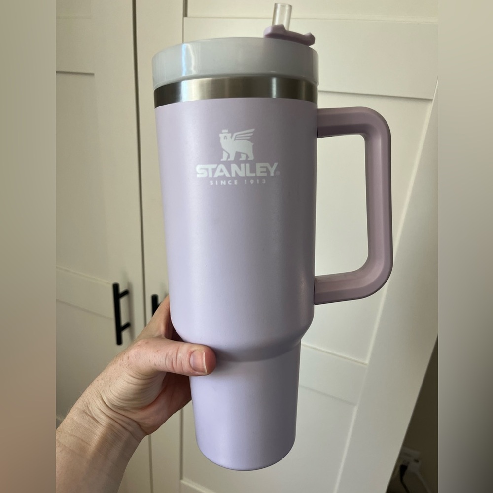 Stanley Lavender Mug 40 oz